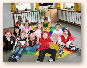 Fasching im Kindergarten 2006