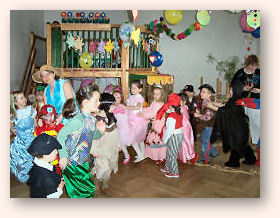 Fasching im Kindergarten 2006